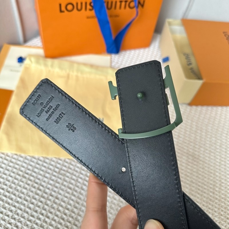 LOUIS VUITTON Belts